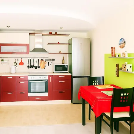 Cozy Nest With Glass Veranda Lejlighed Varna