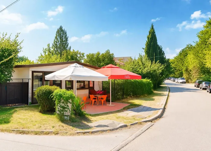 Daire Cozy Nest With Glass Veranda *