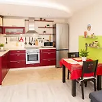Cozy Nest With Glass Veranda Apartment Varna