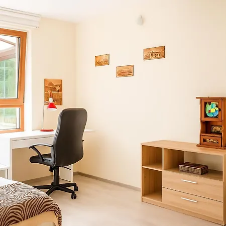 Daire Cozy Nest With Glass Veranda *